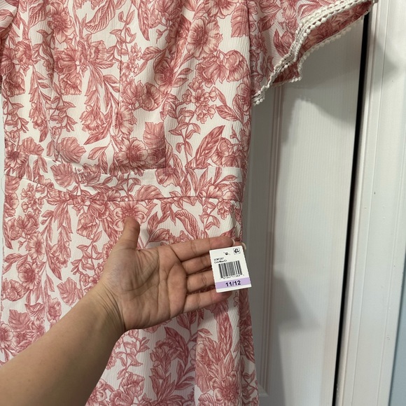 B Darlin Juniors Flutter Sleeve Floral Mini Summer Dress, Pink, Size 1/2 $69 NwT - Picture 6 of 16